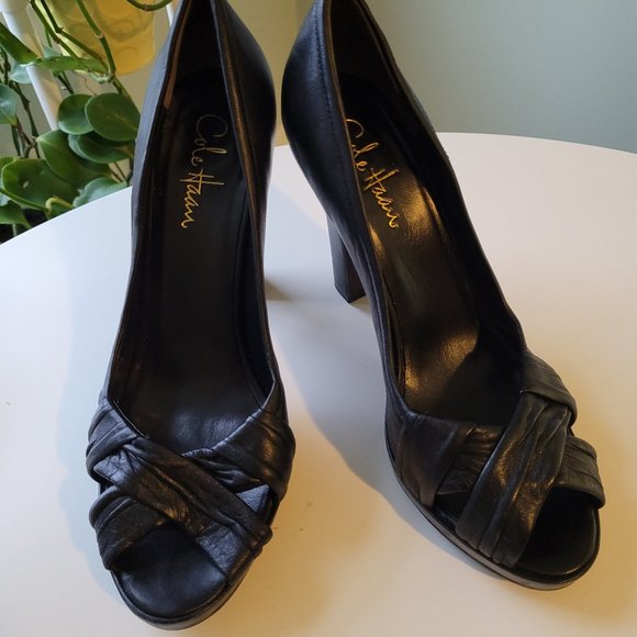 Black Cole Haan Pumps - Picture 4 of 5